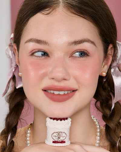 Strawberry Cupid Cake Lip Cream – V03 Croissant