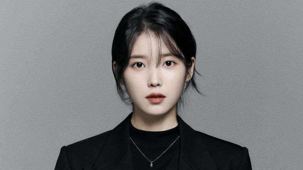 IU