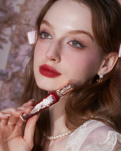Strawberry Rococo Cloud Lip Cream – S08 Velvet Redwood