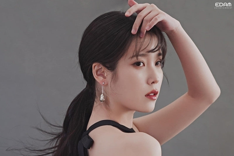 IU